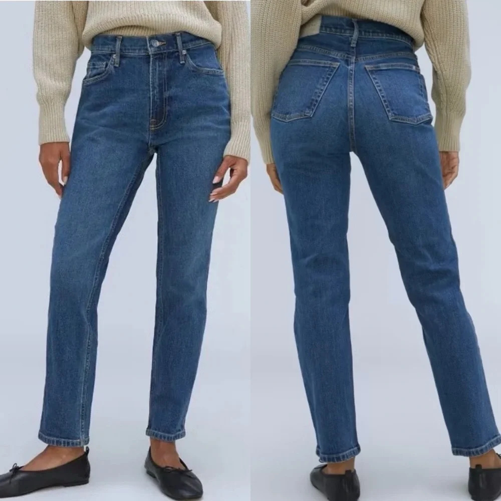 EVERLANE The Original Cheeky Dark Wash Straight Leg Jean